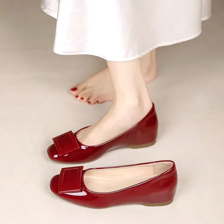 [Highly reviewed] Buckle pumps, patent leather pumps, heels, comfortable to wear 
