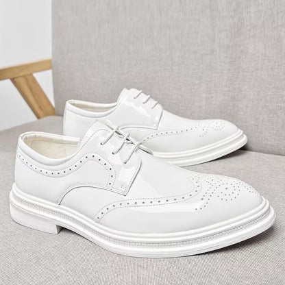 【メンズ】フォーマル レースアップ シューズ、スタイリッシュ カジュアル シューズ、ストリートウェアに最適。ラウンドトゥとソールが特徴。オールシーズン対応。ハイキング、アウトドアアクティビティ、普段使いに最適。