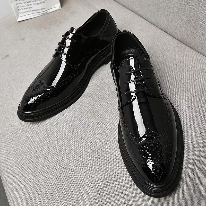 【メンズ】フォーマル レースアップ シューズ、スタイリッシュ カジュアル シューズ、ストリートウェアに最適。ラウンドトゥとソールが特徴。オールシーズン対応。ハイキング、アウトドアアクティビティ、普段使いに最適。