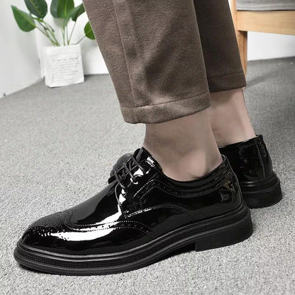 【メンズ】フォーマル レースアップ シューズ、スタイリッシュ カジュアル シューズ、ストリートウェアに最適。ラウンドトゥとソールが特徴。オールシーズン対応。ハイキング、アウトドアアクティビティ、普段使いに最適。